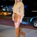 Kelsea Ballerini in a Beige Sweater Was Seen Out in Midtown New York City