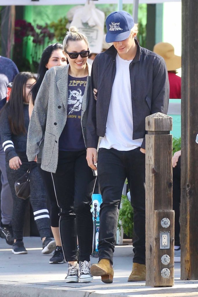 Miley Cyrus in a Gray Blazer Was Seen Out with Cody Simpson in ...