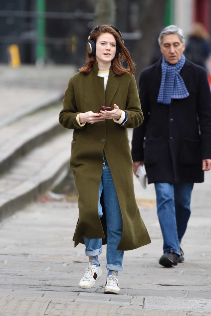 Rose Leslie in a White Gucci Sneakers