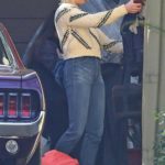 Amber Heard in a Beige Sweater Clean Out Her Garage in Los Angeles