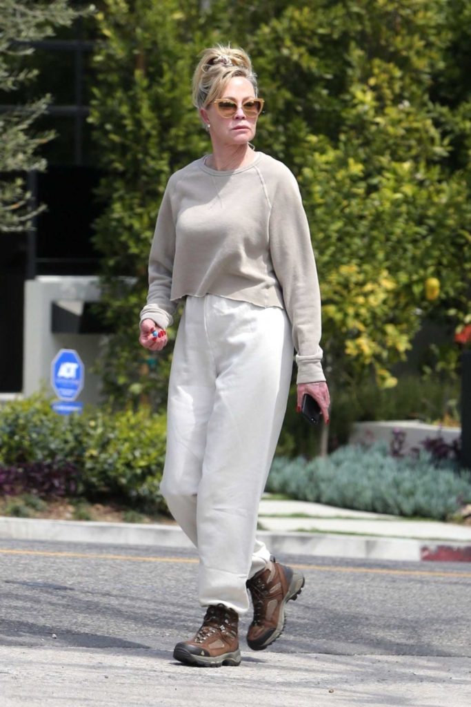 Melanie Griffith in a White Sweatpants