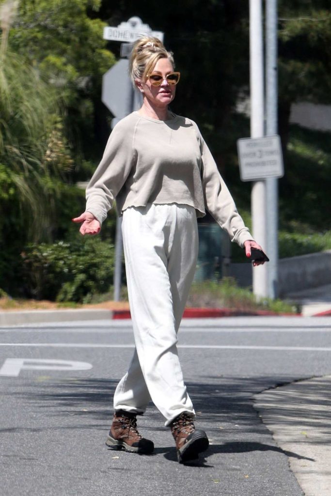 Melanie Griffith in a White Sweatpants