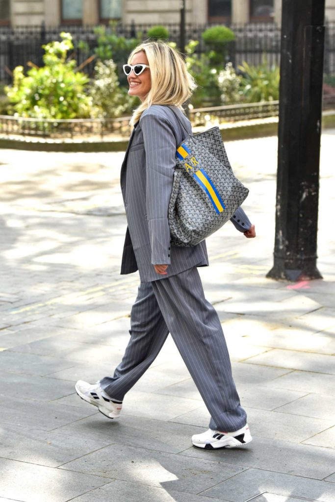 Ashley Roberts in a Gray Striped Trouser Suit