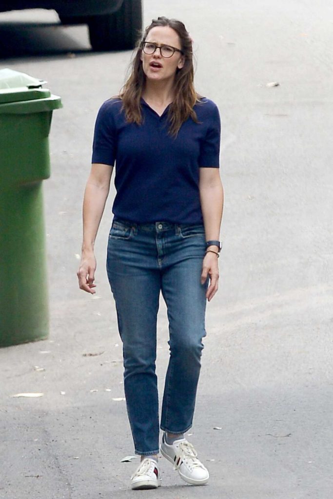 Jennifer Garner in a Blue Polo