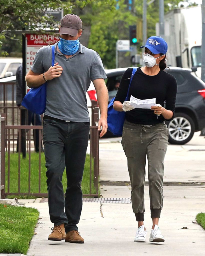 Meghan Markle in a Face Mask