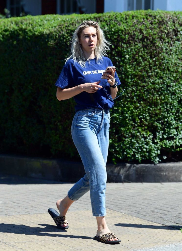 Vanessa Kirby in a Blue Tee