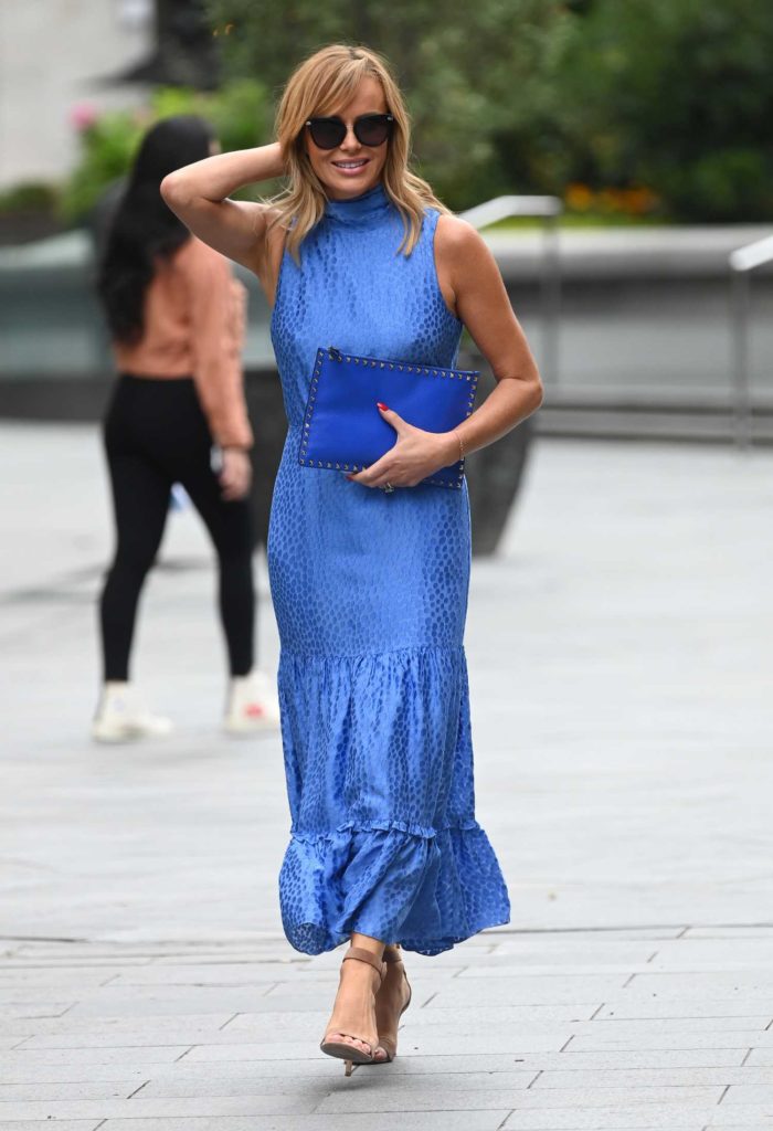 Amanda Holden in a Blue Sleeveless Dress