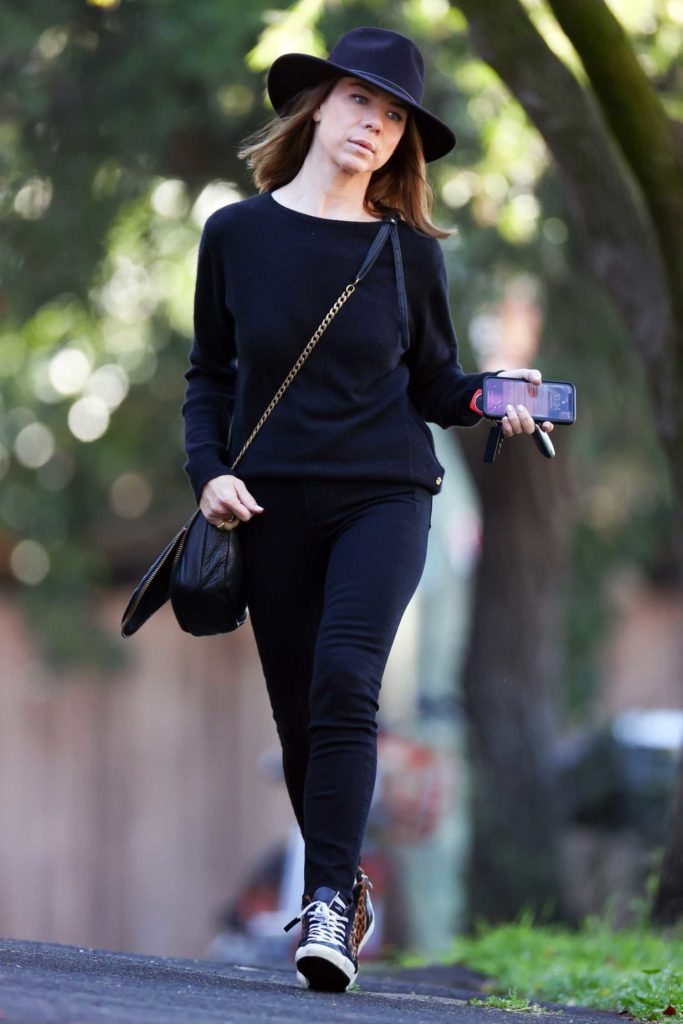 Kate Ritchie in a Black Hat