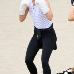 Maria Sharapova in a Black Cap Does a Workout on the Beach in Los Angeles
