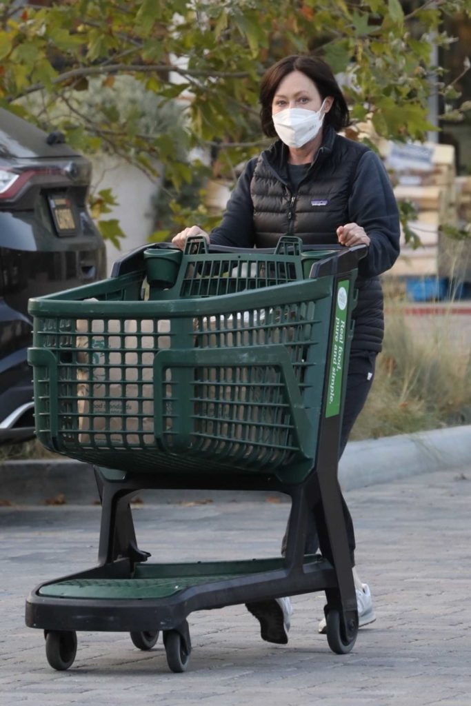 Shannen Doherty in a Protective Mask