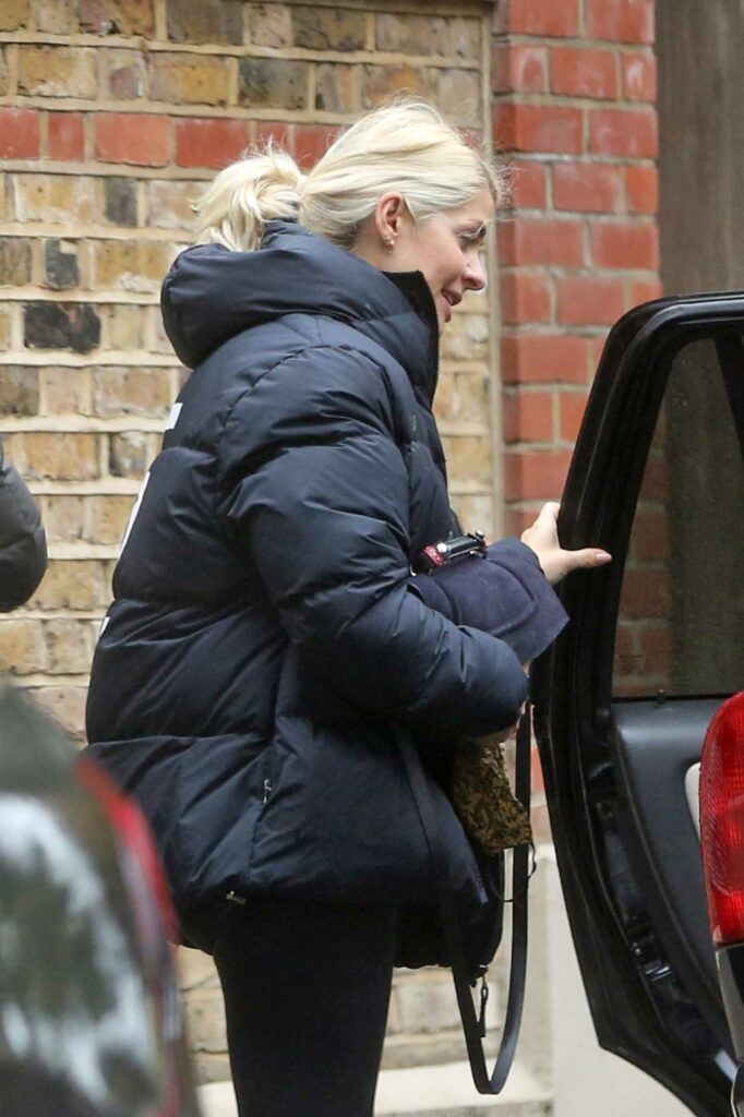 Holly Willoughby in a Blue Puffer Jacket