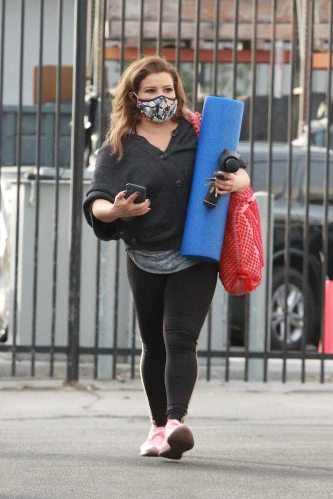 in a Pink Sneakers Arrives at the DWTS Studio in Los Angeles 11/20/2020