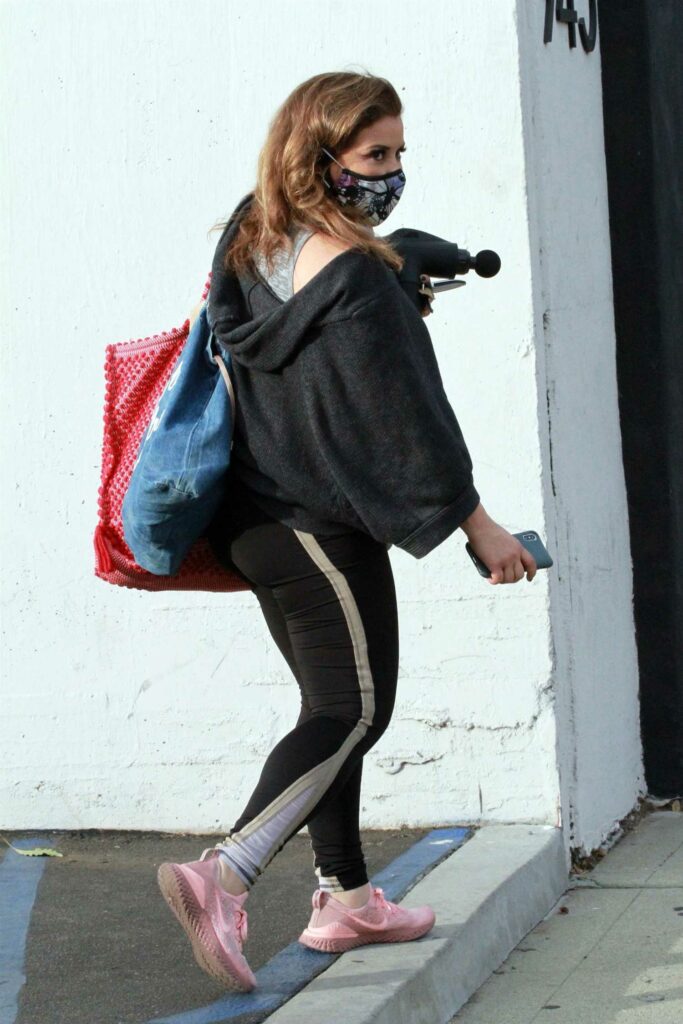 in a Pink Sneakers Arrives at the DWTS Studio in Los Angeles 11/20/2020