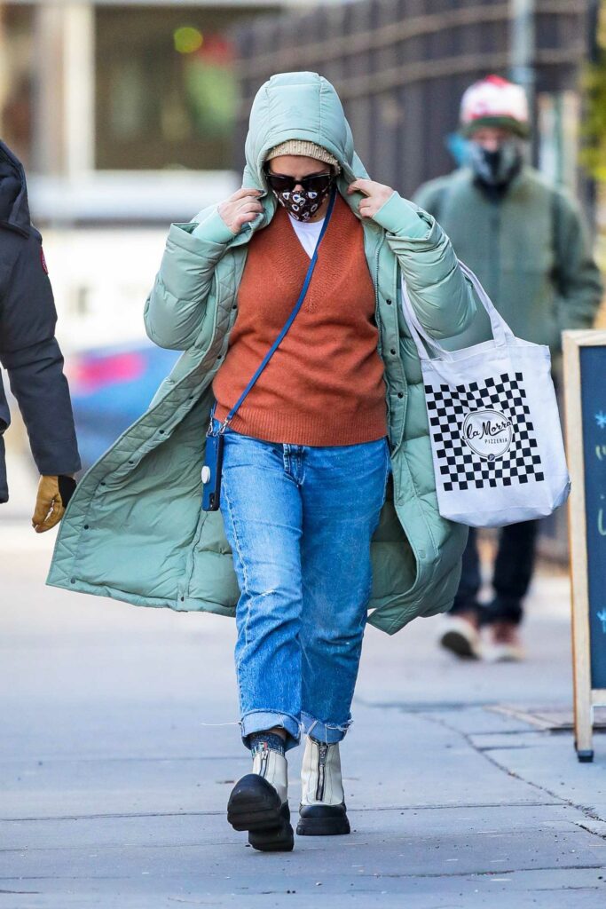 Busy Philipps in an Olive Puffer Coat