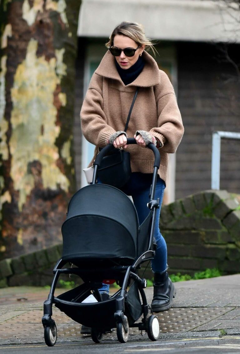 Kara Tointon in a Tan Sweater Walks Her Baby in North London – Celeb Donut