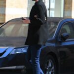 Jane Lynch in a Black Protective Mask Goes Out for a Solo Lunch in Tribeca, New York