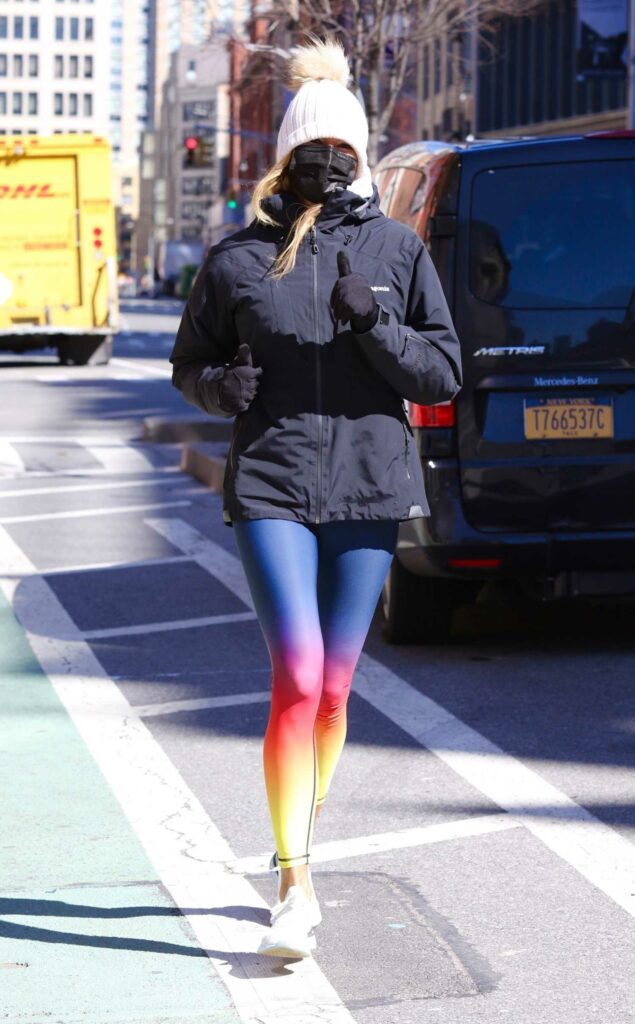 Kelly Bensimon in a Colorful Leggings