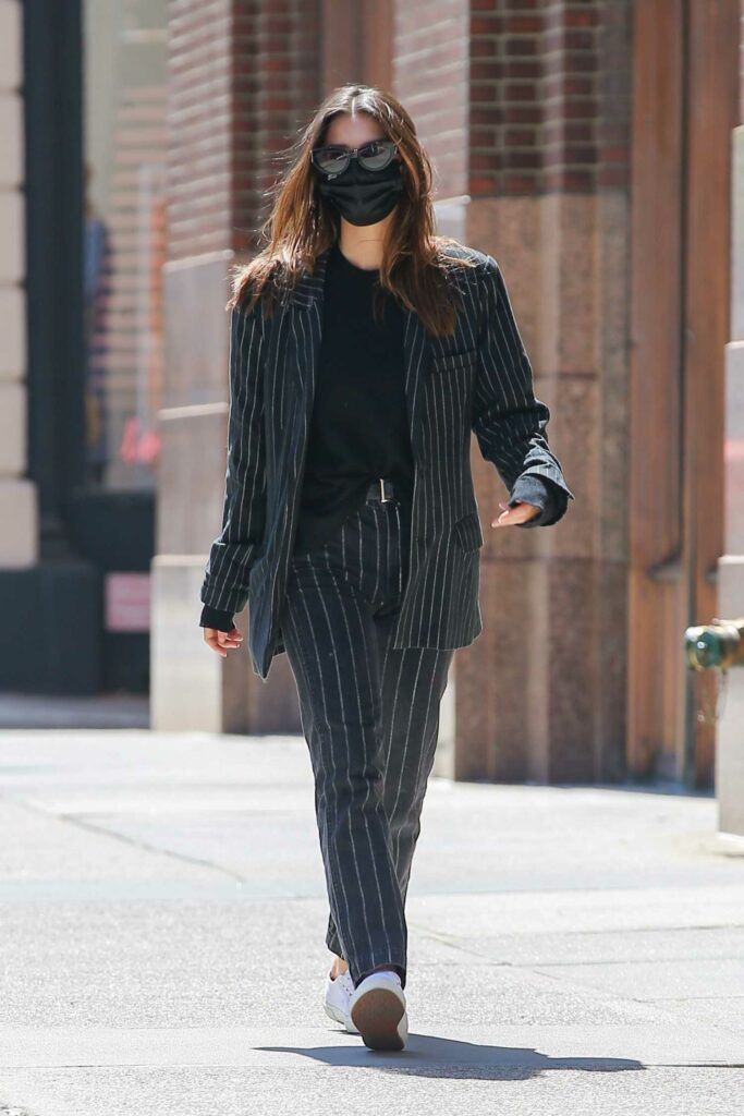 Emily Ratajkowski in a Black Striped Pantsuit