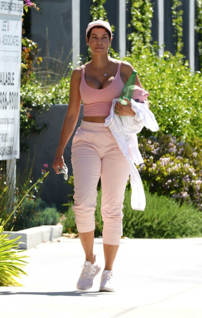 Nicole Murphy in a Pink Top