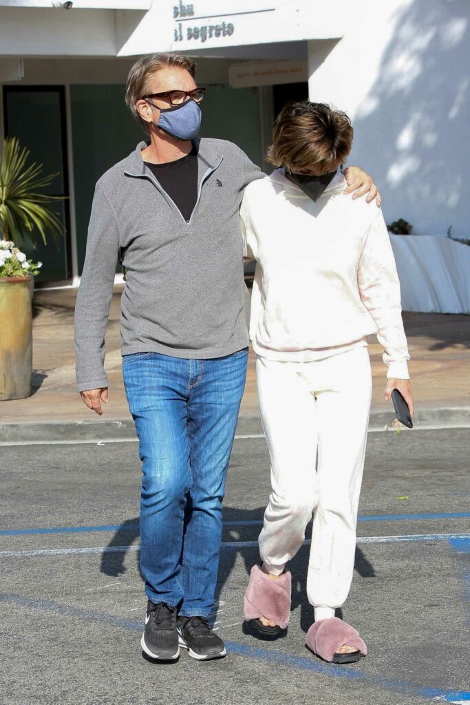 Lisa Rinna in a White Sweatsuit