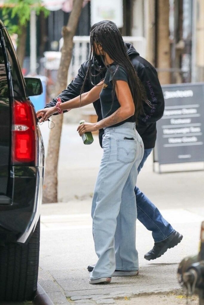 Willow Smith in a Blue Jeans