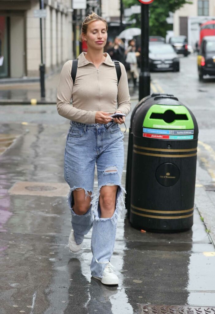 Ferne McCann in a Blue Ripped Jeans