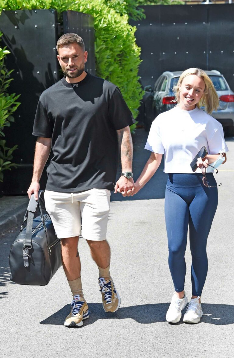 Jorgie Porter in a White Tee Was Seen Out with Her Boyfriend Ollie ...