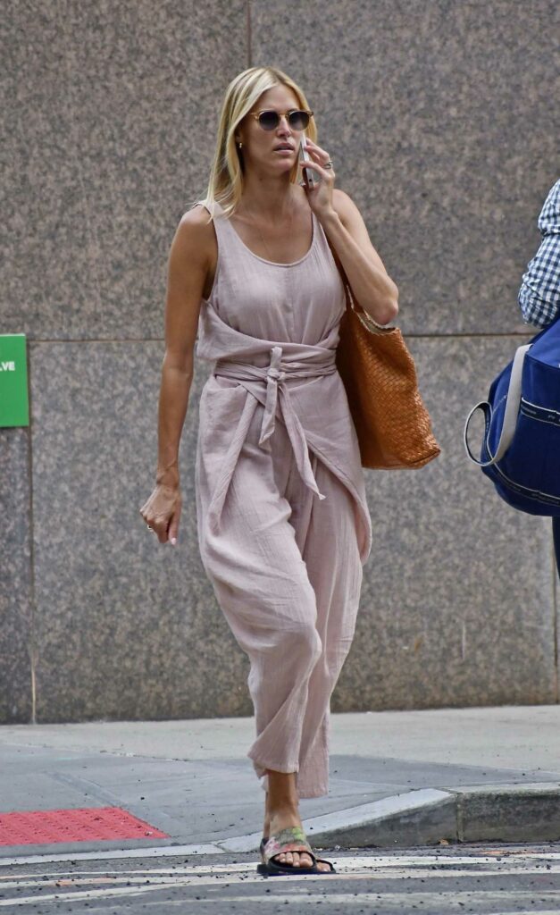 Kristen Taekman in a Pink Outfit