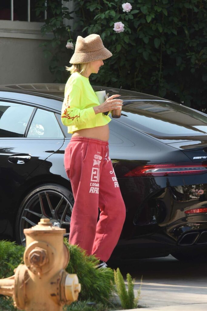 Jessica Hart in a Neon Yellow Long Sleeves T-Shirt