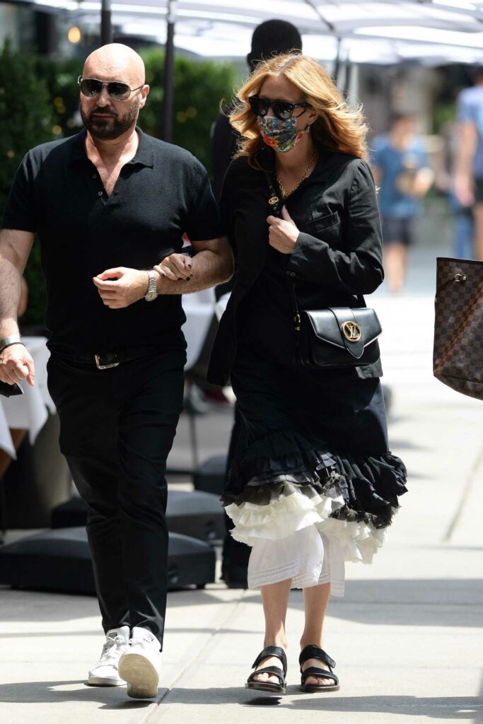 Julia Roberts in a Black Blazer