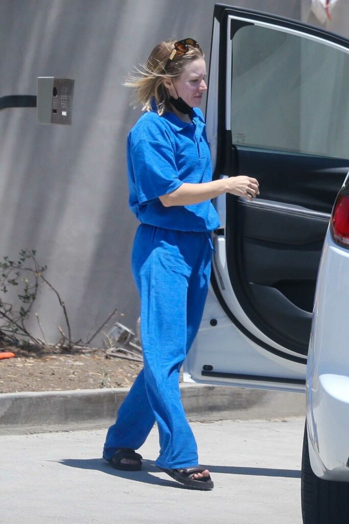 Kristen Bell in a Blue Sweatsuit