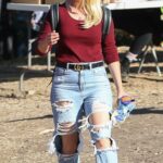 Heidi Montag in a Blue Ripped Jeans Was Seen at a Pumpkin Patch in Santa Monica