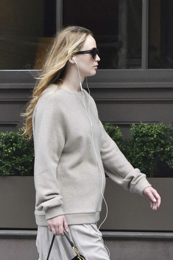 Jennifer Lawrence in a Grey Sweater