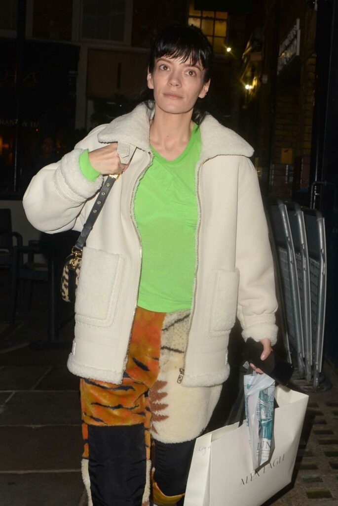 Lily Allen in a White Sneakers