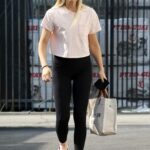 Amanda Kloots in a Pink Tee Arrives for Her Dance Practice in Los Angeles 11/21/2021