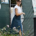 Jennifer Garner in a White Tee Checks on the Construction of Her New Home in Brentwood