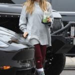 Olivia Jade in a Grey Sweatshirt Arrives at the DWTS Studio in Los Angeles