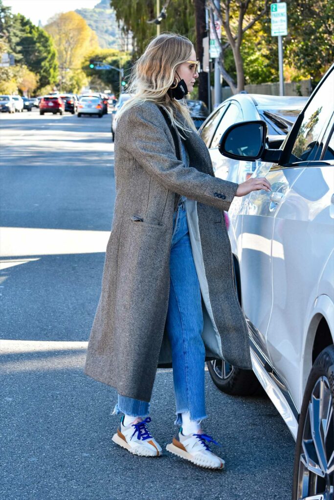 Ashlee Simpson in a Grey Coat
