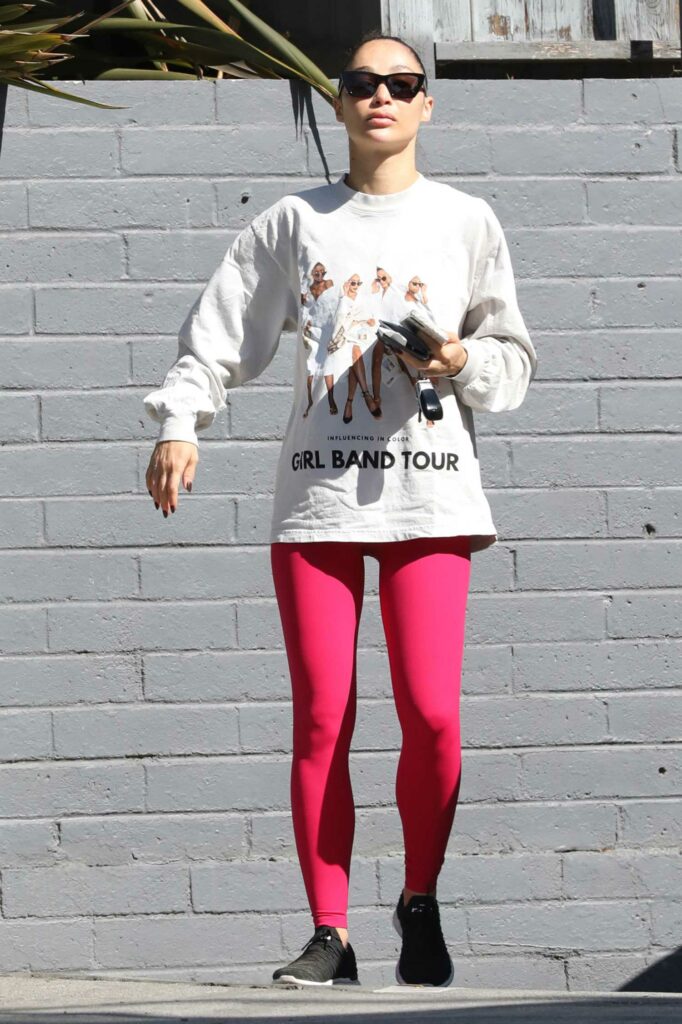 Cara Santana in a Pink Leggings
