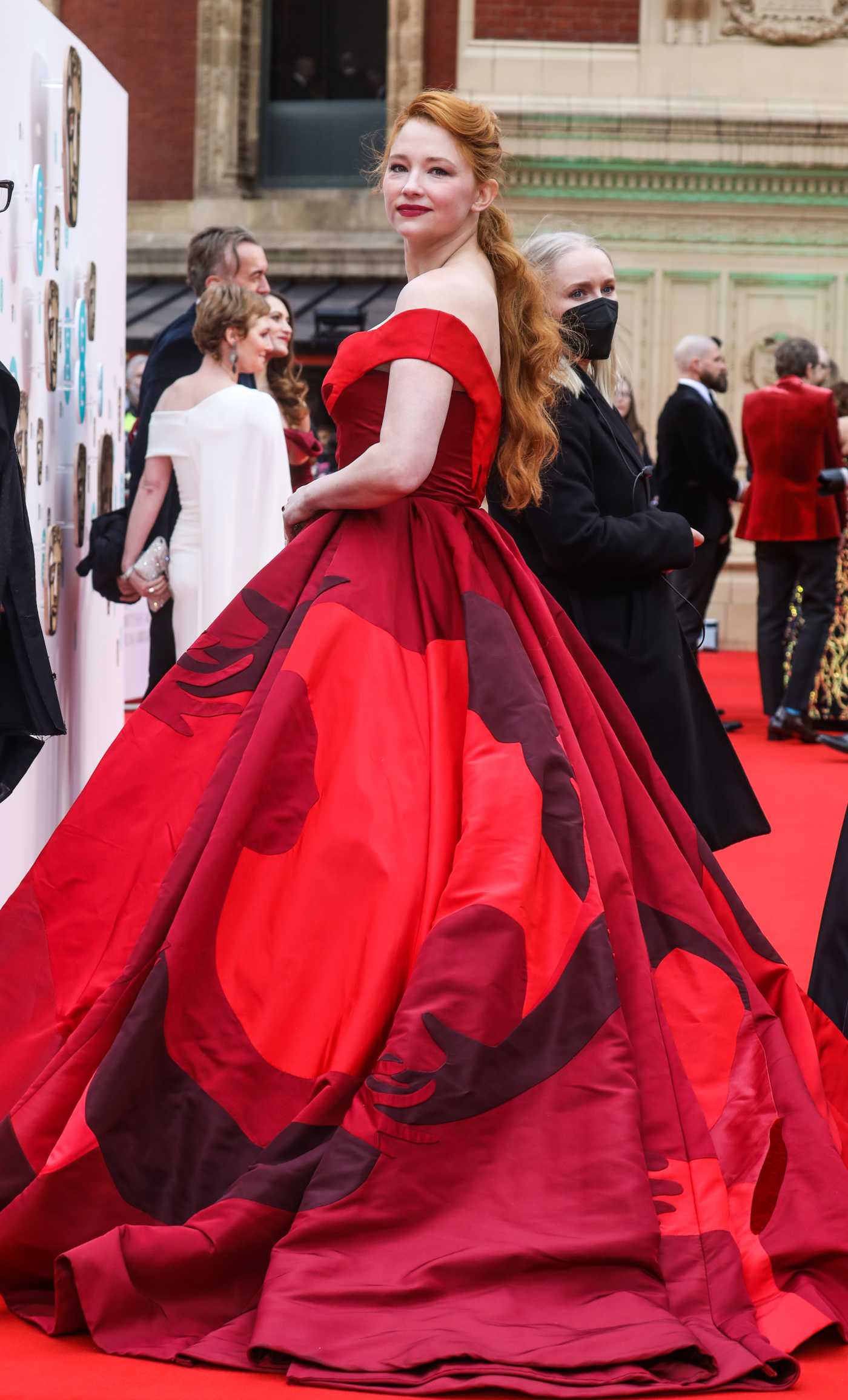 Haley Bennett Attends 2022 EE British Academy Film Awards in London ...