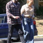 Jennifer Lopez in a Beige Shirt Was Seen Out with Ben Affleck in Santa Monica
