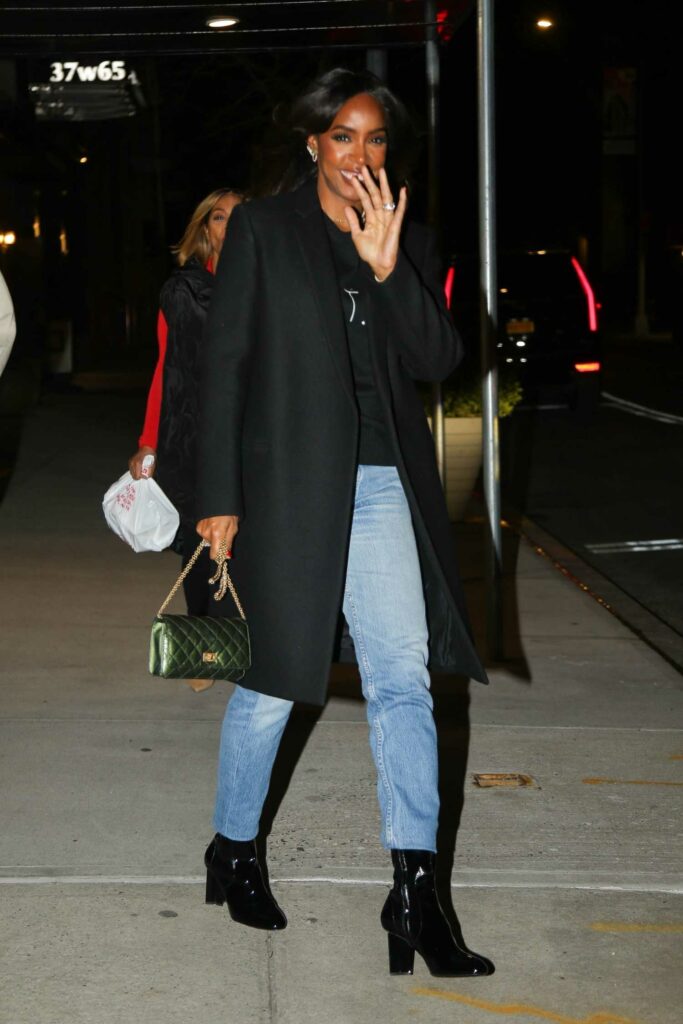 Kelly Rowland in a Black Coat