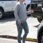 Kristen Bell in a Grey Sweatshirt Leaves a Gym in Los Feliz