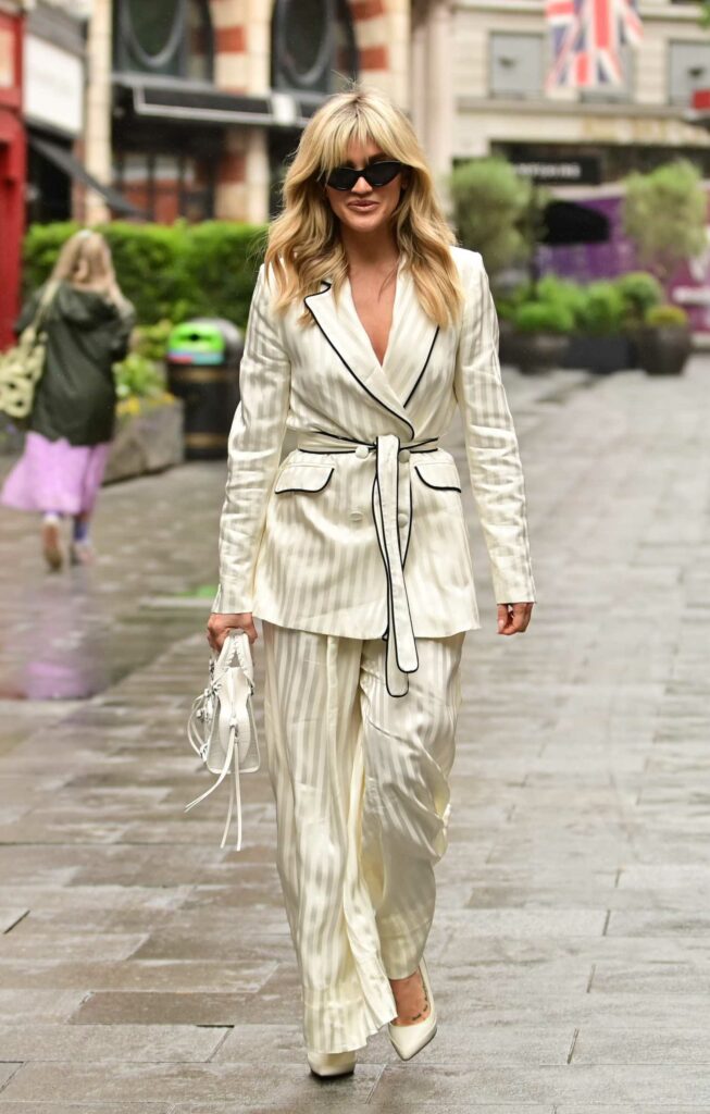 Ashley Roberts in a Beige Pantsuit