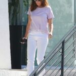 Cindy Crawford in a White Pants Leaves an Afternoon Dentist Appointment in Malibu
