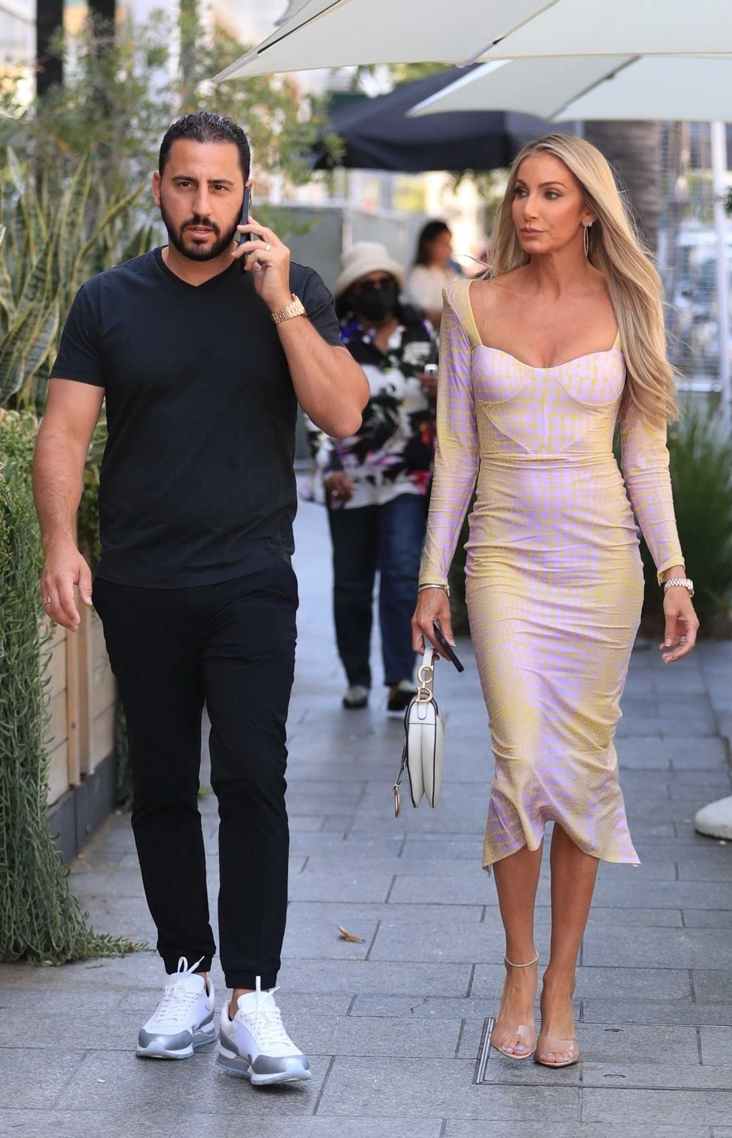 Heather Altman – Celeb Donut