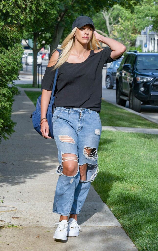 Tania Marie in a Blue Ripped Jeans