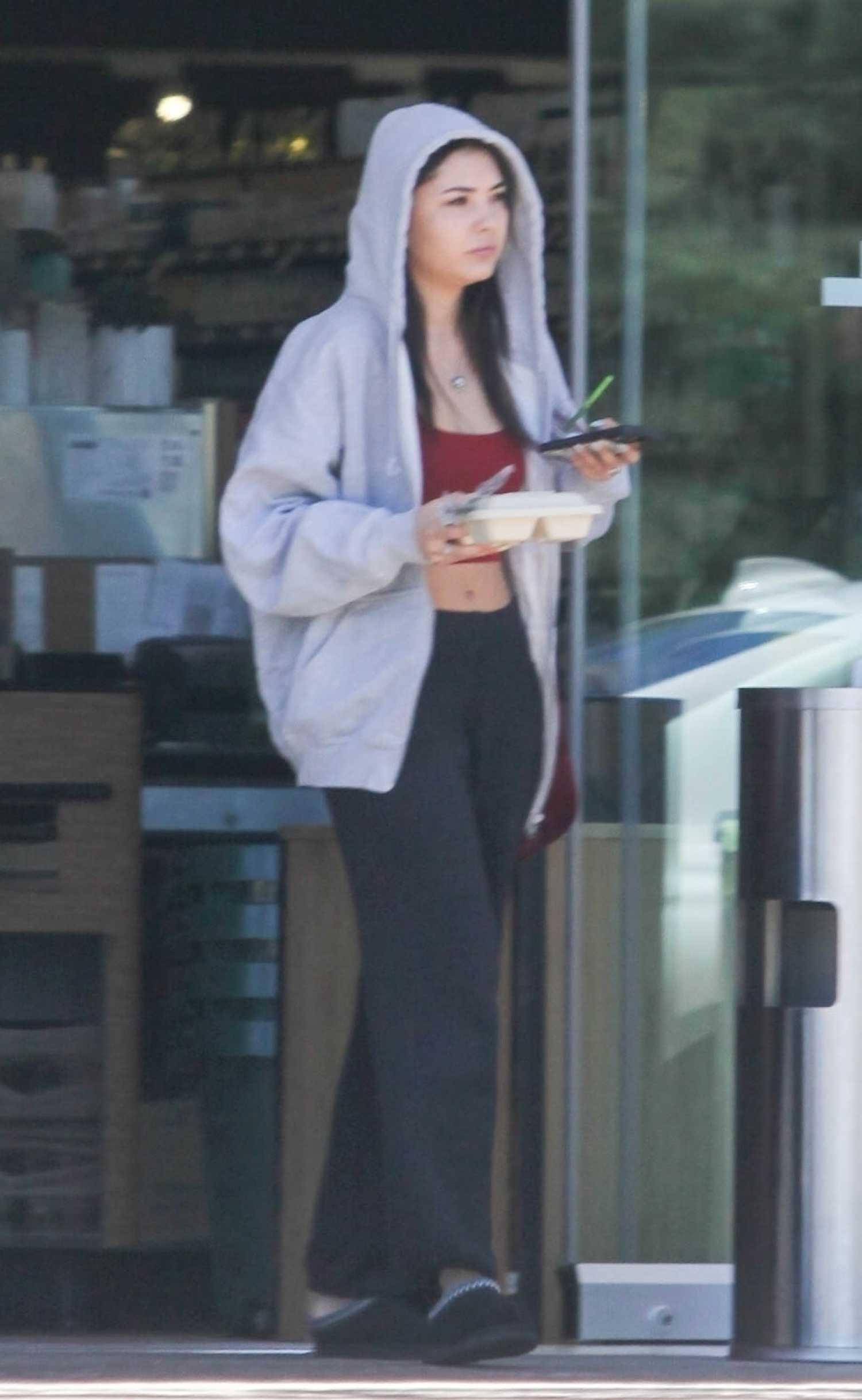 Atiana De La Hoya in a Grey Hoodie Hits up Erewhon for Lunch in