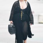 Hayley Hasselhoff in a Black Cardigan Heads to the Beach in Miami