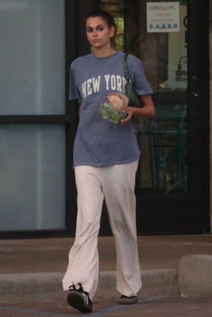 Kaia Gerber in a Grey Tee